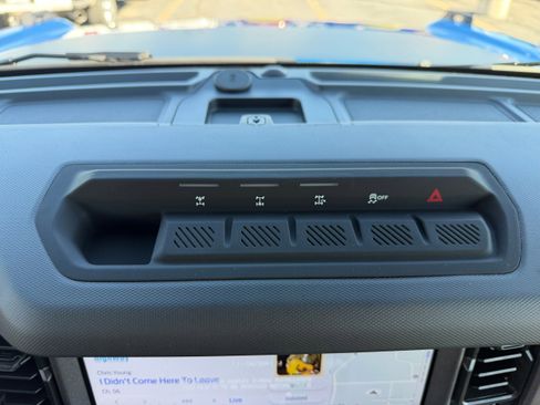 New 2026 Ford Bronco Big Bend w/ Black Diamond Package image 32