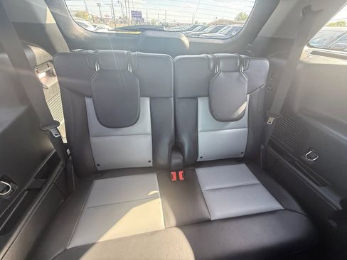 Used 2023 Ford Explorer XLT w/ Equipment Group 202A RWD image 22