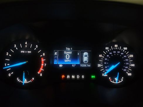 Used 2020 Ford Edge SE image 23