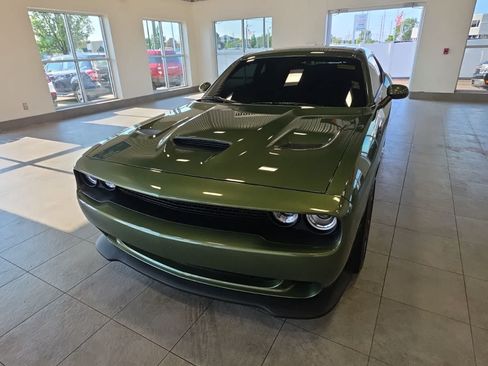 Used 2021 Dodge Challenger R/T Scat Pack RWD image 2