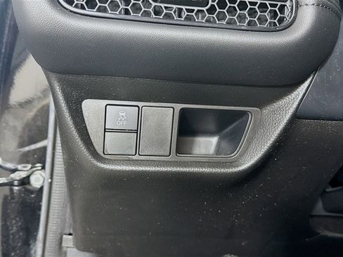 Used 2023 Honda HR-V LX image 11