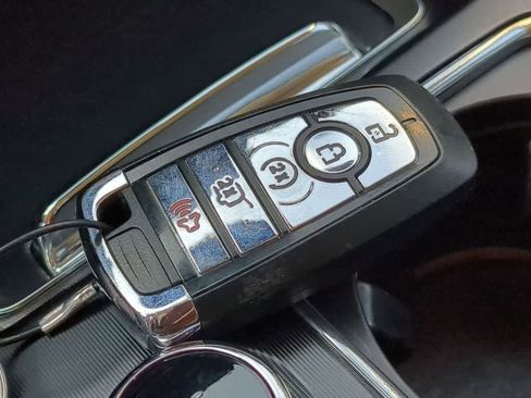 Used 2024 Lincoln Corsair Reserve w/ Equipment Group 201A image 32