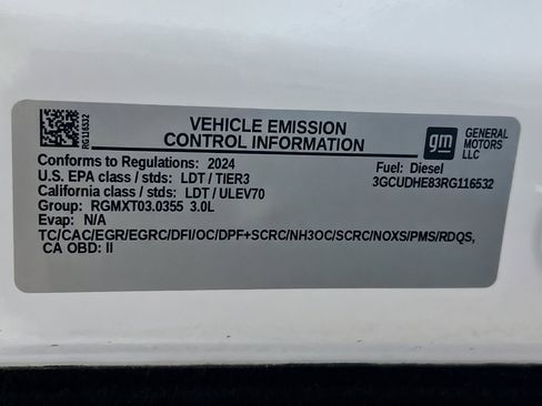 Used 2024 Chevrolet Silverado 1500 ZR2 w/ Technology Package AWD/4WD image 21