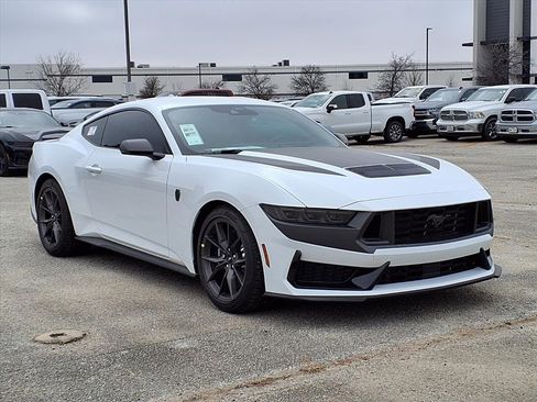 New 2026 Ford Mustang Dark Horse image 3