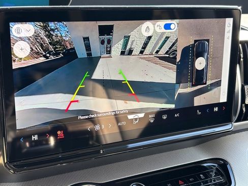 New 2025 Ford Expedition Active image 6