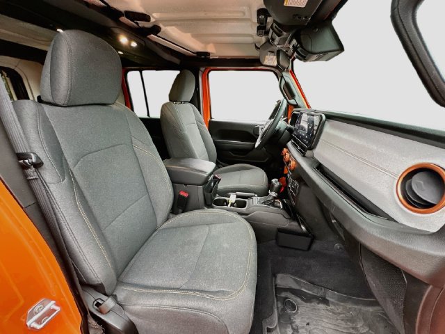 Used 2025 Jeep Wrangler Unlimited Sport AWD/4WD image 28