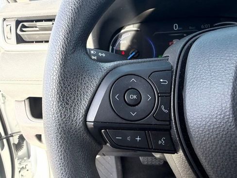 Used 2025 Toyota RAV4 XLE image 14