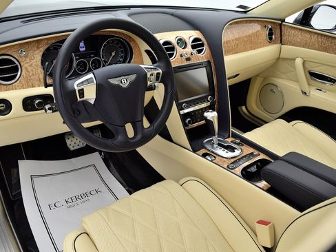 Used 2015 Bentley Flying Spur V8 AWD/4WD image 14