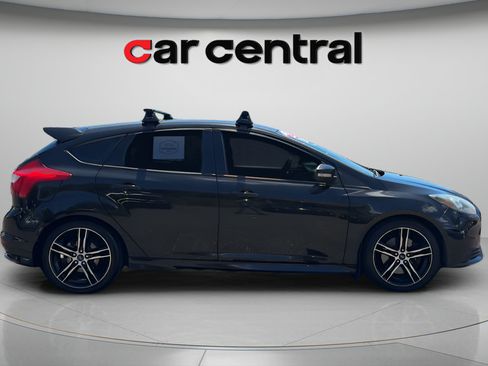 Used 2014 Ford Focus ST FWD image 6