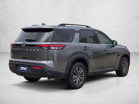 Used 2025 Nissan Pathfinder SV AWD/4WD image 5