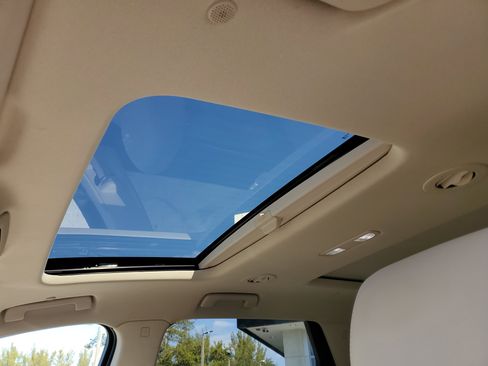 Used 2022 Buick Enclave Essence w/ Experience Buick Package image 27