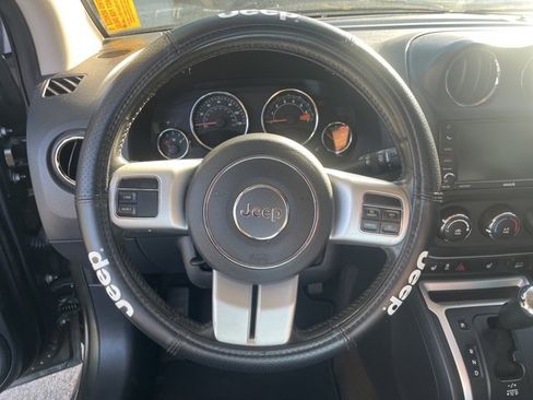 Used 2016 Jeep Compass High Altitude image 14