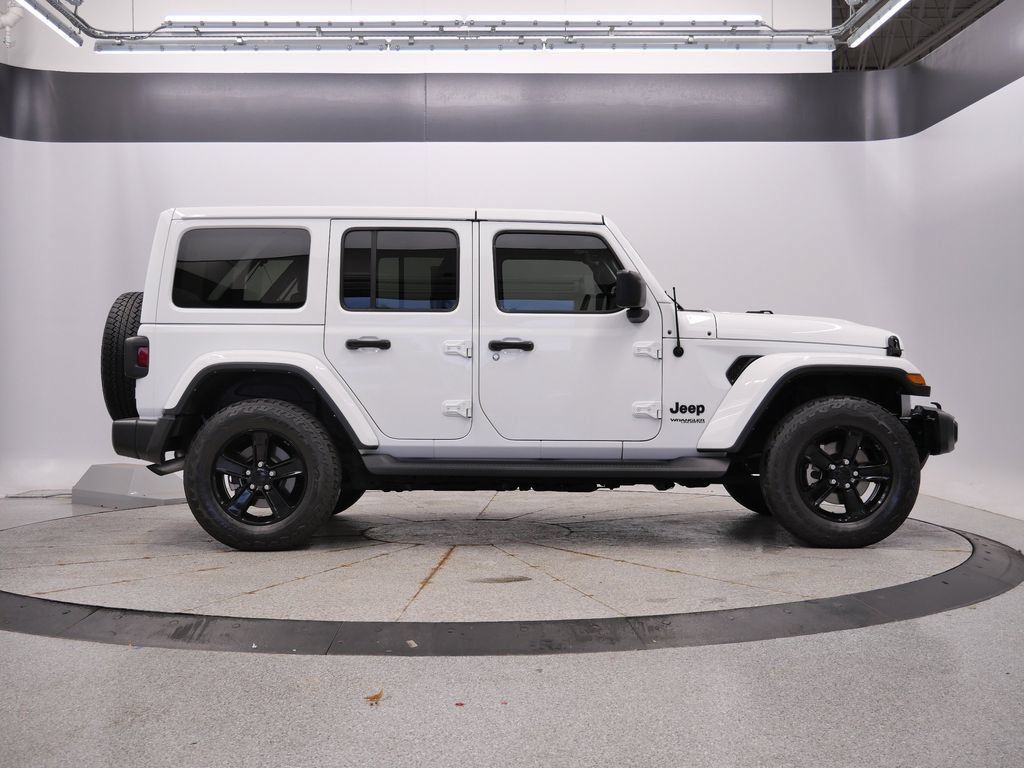 Certified 2021 Jeep Wrangler Unlimited Sahara AWD/4WD image 8