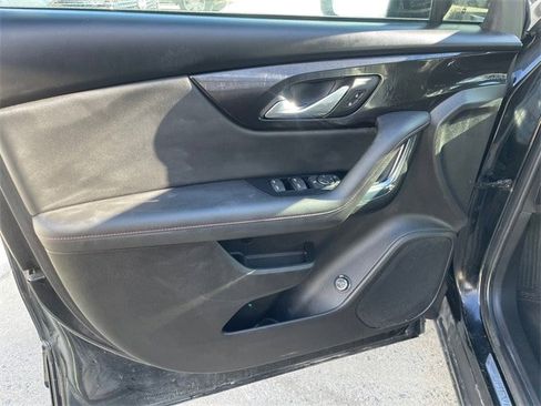 Used 2019 Chevrolet Blazer RS image 18