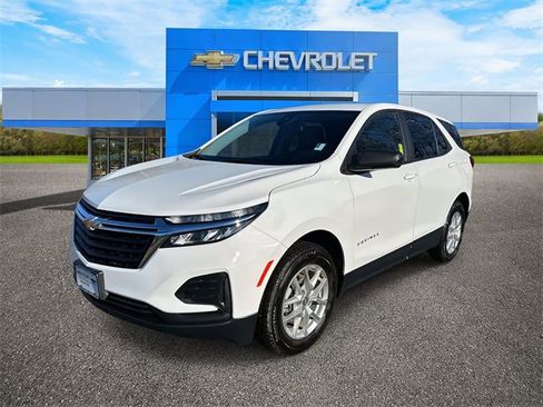 Used 2022 Chevrolet Equinox LS w/ LS Convenience Package image 1