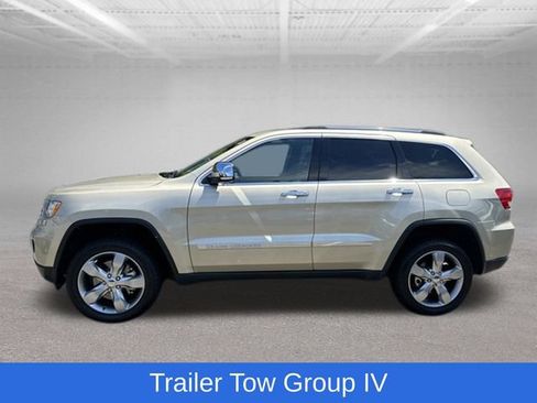 Used 2011 Jeep Grand Cherokee Overland AWD/4WD image 8