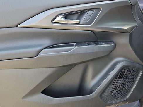 New 2026 Chevrolet Equinox EV LT FWD image 10