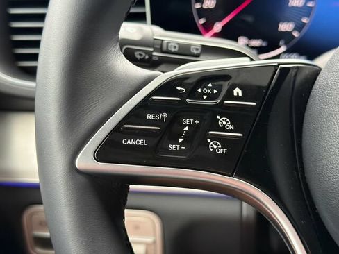 Certified 2025 Mercedes-Benz GLE 450 4MATIC image 31