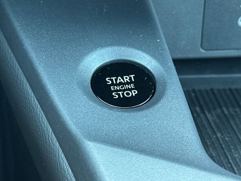 New 2026 Nissan Sentra SR FWD image 25