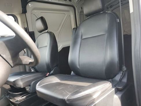 Used 2022 Ford E-Transit Medium Roof image 18