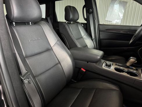 Used 2016 Jeep Grand Cherokee Summit w/ Platinum Series Group AWD/4WD image 27