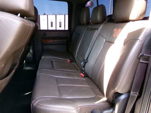 Used 2016 Ford F350 King Ranch w/ King Ranch w/Chrome Package image 12