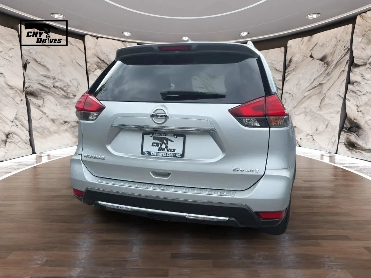 Used 2017 Nissan Rogue SV w/ SV Premium Package AWD/4WD image 6
