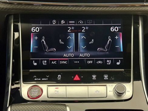 Used 2023 Audi RS Q8 AWD/4WD image 21