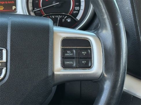 Used 2018 Dodge Journey SXT w/ Premium Group image 16