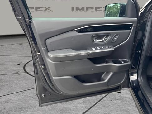Used 2026 Honda Pilot EX-L image 17