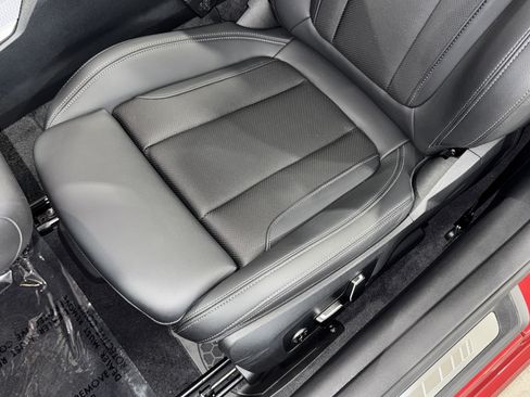 Used 2026 BMW M440i Convertible RWD image 30