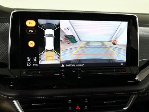 Used 2024 Volkswagen Atlas Cross Sport SEL Premium R-Line AWD/4WD image 6