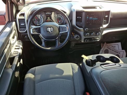 Used 2024 RAM 2500 Big Horn w/ Bed Utility Group image 11