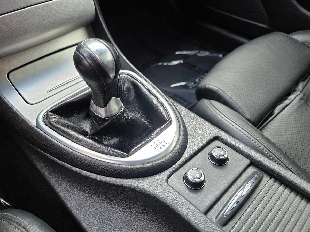 Used 2009 INFINITI G37 Sport w/ Premium Pkg RWD image 31