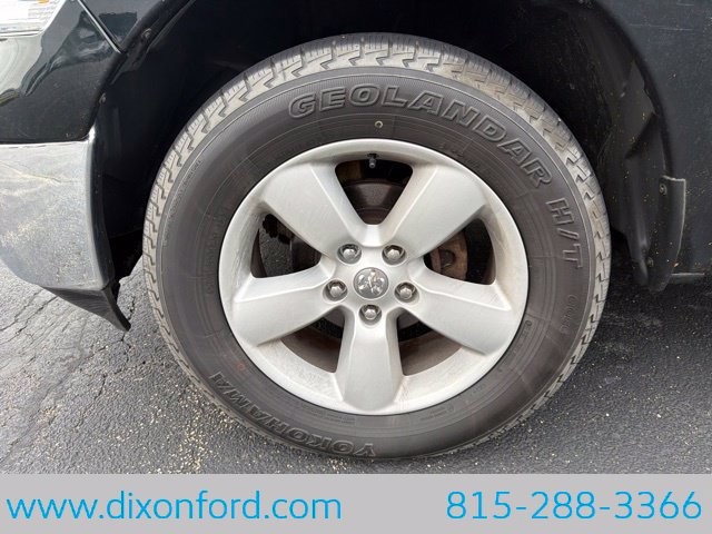 Used 2017 RAM 1500 Classic SLT w/ Luxury Group AWD/4WD image 11
