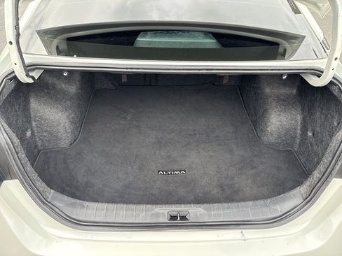 Used 2023 Nissan Altima 2.5 SV image 7