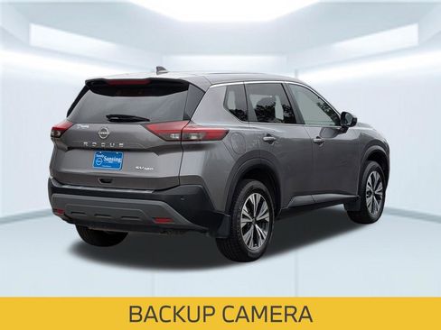 Used 2023 Nissan Rogue SV image 7