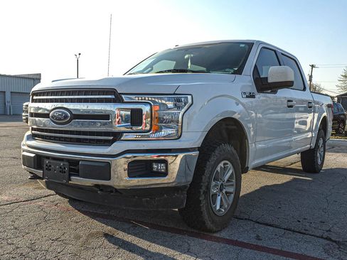 Used 2018 Ford F150 XLT w/ Trailer Tow Package image 3