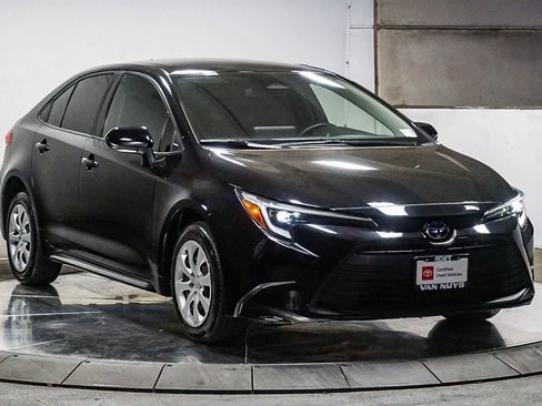 Certified 2024 Toyota Corolla LE image 4