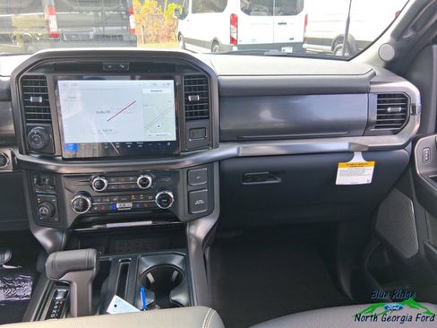 New 2025 Ford F150 Lariat w/ Equipment Group 501A Mid image 14