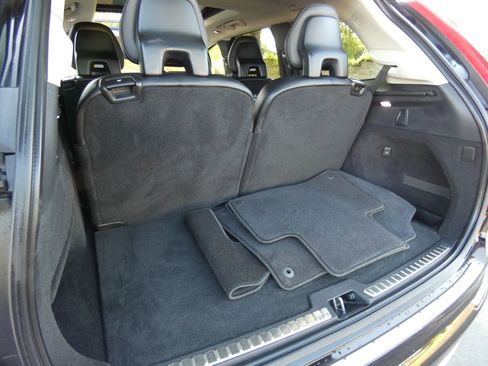 Used 2020 Volvo XC90 T6 Momentum image 68