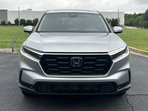 Certified 2025 Honda CR-V EX-L image 3