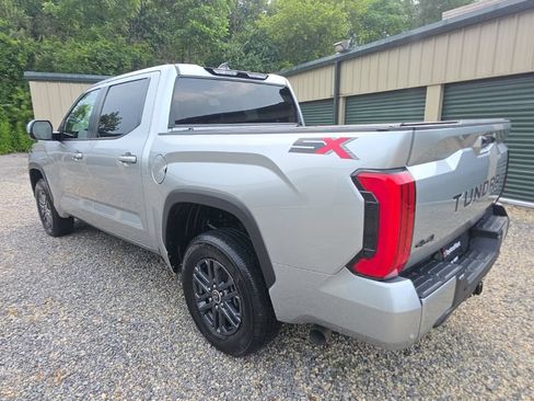 Used 2024 Toyota Tundra SR5 w/ SR5 Convenience Package AWD/4WD image 5