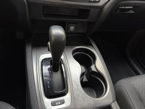 Used 2017 Honda Ridgeline RTS image 6