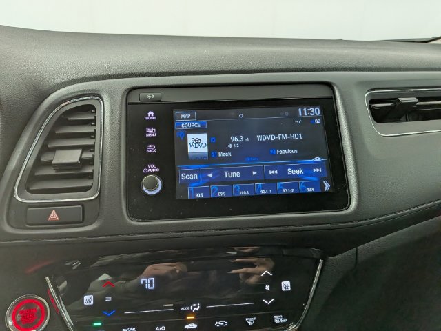 Used 2019 Honda HR-V Touring image 19