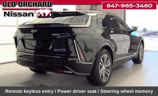 Used 2024 Cadillac Lyriq Luxury AWD/4WD image 5