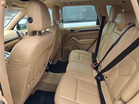 Used 2014 Porsche Cayenne S AWD/4WD image 14