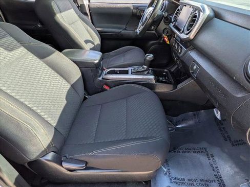 Used 2021 Toyota Tacoma SR5 w/ Trail Edition RWD image 19