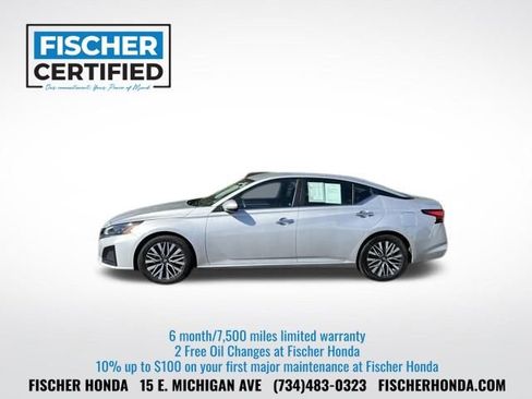 Used 2023 Nissan Altima 2.5 SV image 2