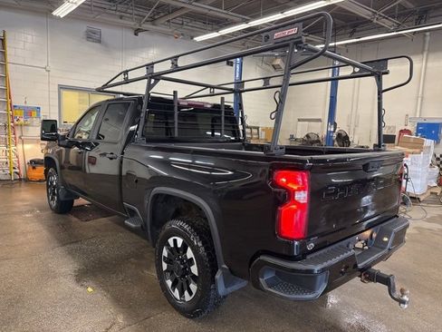 Used 2020 Chevrolet Silverado 2500 Custom image 4